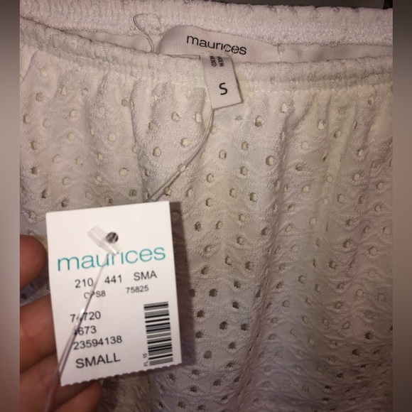 NWT Maurices Eyelet Off the Shoulder Dress White - Picture 2 of 2